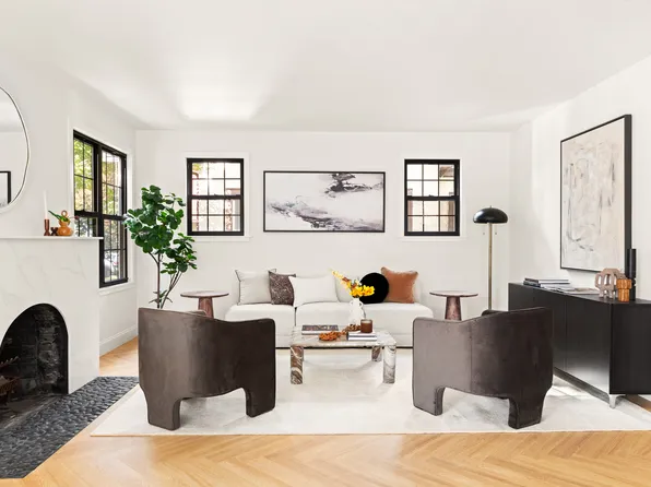 85-15 Wareham Place image 2 of 20