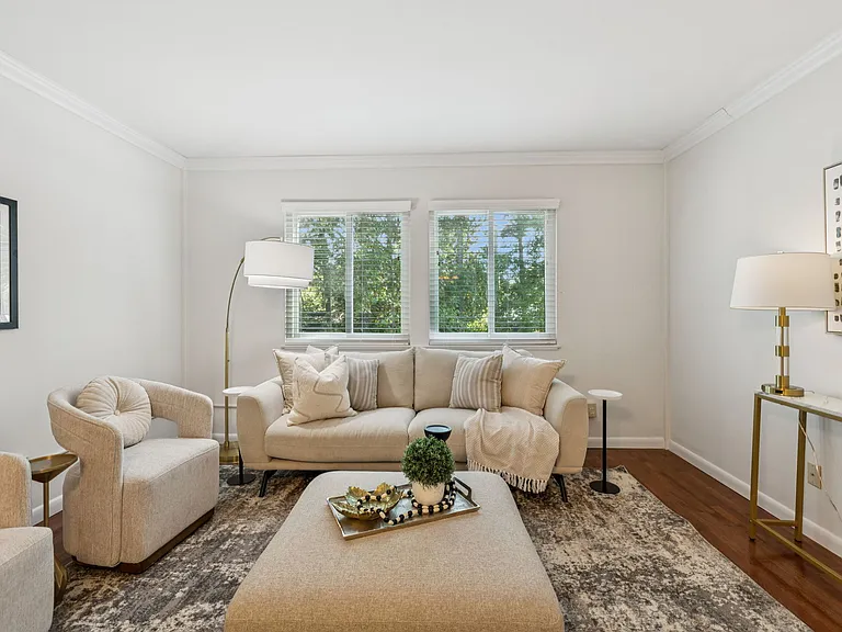 1302 Dr Martin Luther King Jr Blvd #32 — Photo 4