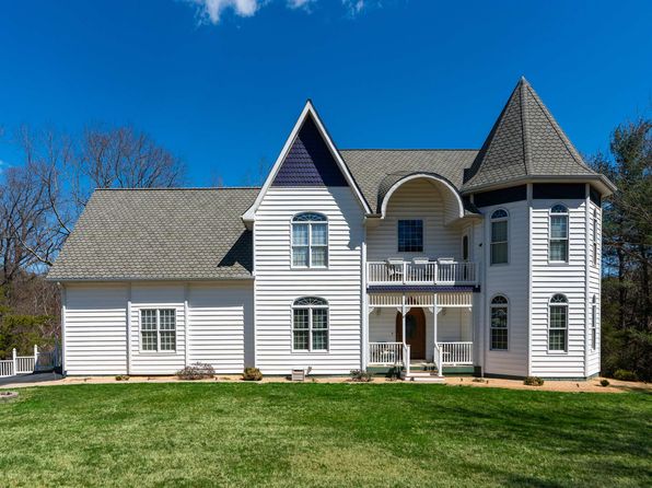 91 Twin Hills Ln, Fishersville, VA 22939