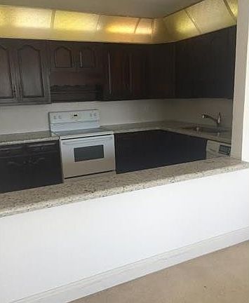 3rd image of 14820 Naranja Lakes Blvd Unit D2f