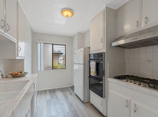 432 S Sherbourne Dr #3, Los Angeles, CA 90048