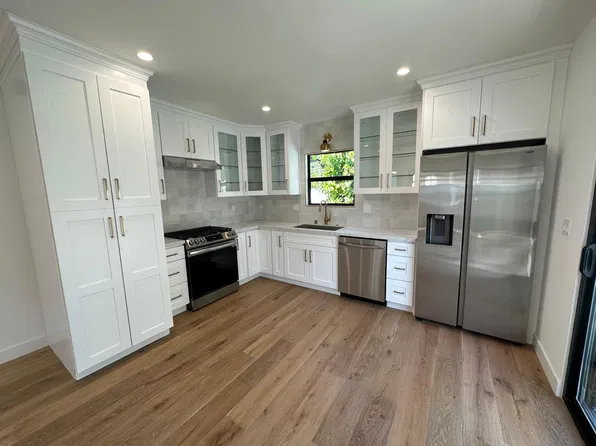2003 Griffith Park Blvd, Los Angeles, CA 90039