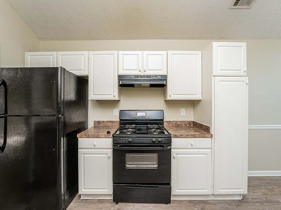 5th image of 2863 Loral Pines Dr