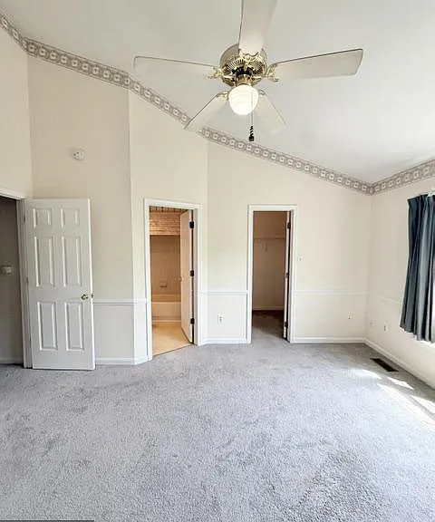 45572 Whitcomb Sq — Photo 16