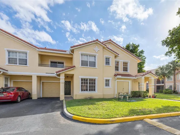 1204 Belmont Ln, Pompano Beach, FL