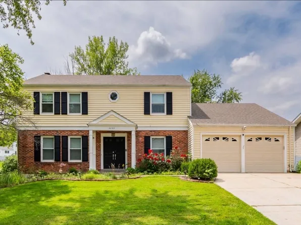 2035 Parasol Dr, Chesterfield, MO 63017
