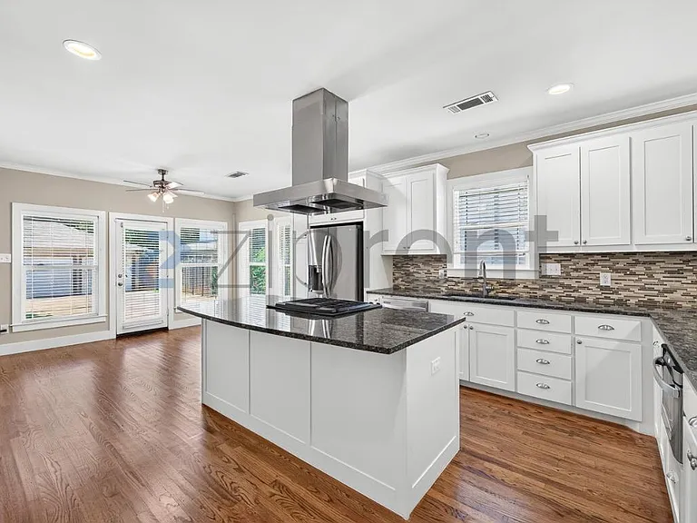 5910 Goliad Ave — Photo 13