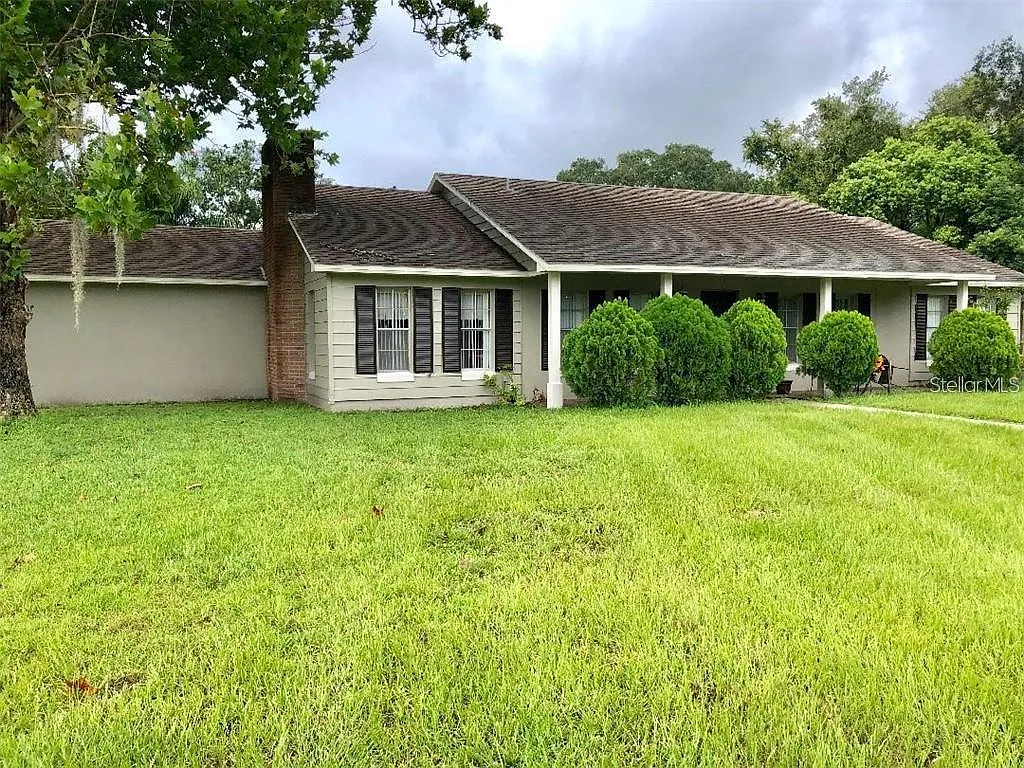 3 bed, 2.0 bath, 1948 sqft, $2,600 — Photo 3