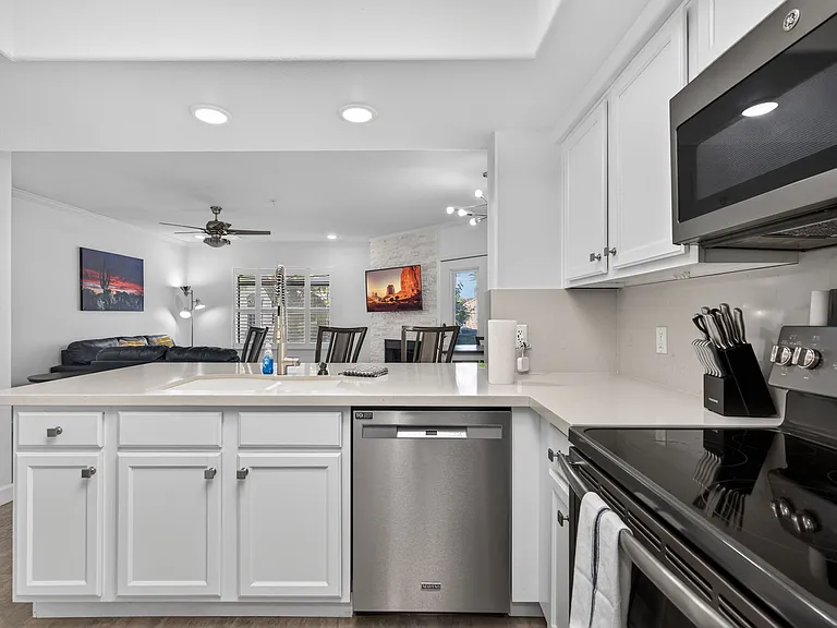15095 N Thompson Peak Pkwy #2046 — Photo 8