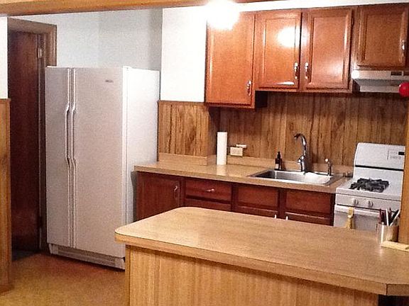 4th image of 152 Birch Ave