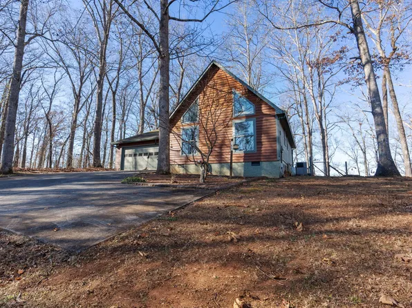 757 Lakehaven Cir, Decatur, TN 37322