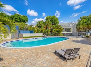 20 NW 87th Ave APT A208, Miami, FL 33172