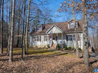 33 Riverside Dr, Palmyra, VA 22963