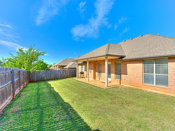5th image of 17028 Canyonwood Ln