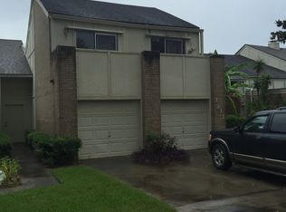 1811 Veranda Dr, West Columbia, TX 77486