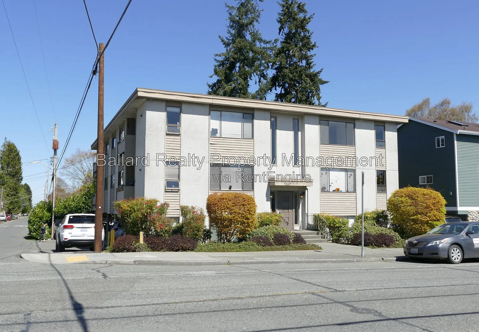 2 bed, 1.0 bath, 950 sqft, $2,050 — Photo 2