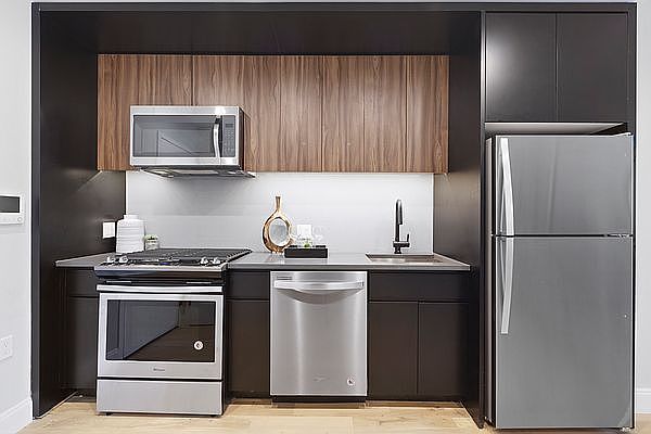 2nd image of 329 E 132nd St APT 12H