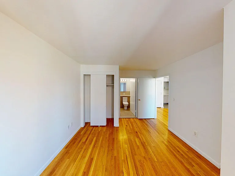 121 Reade St #9N — Photo 10