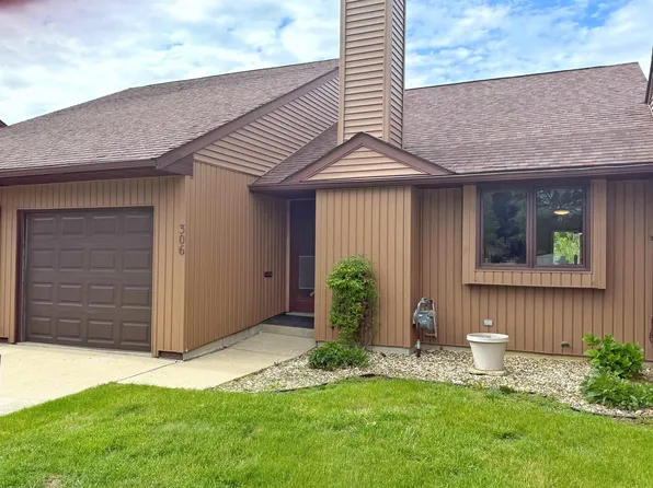 306 5th Ave W, Cresco, IA 52136