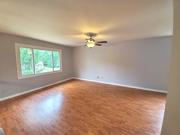 5th image of 1340 Campbell Ln