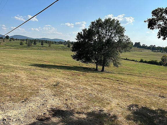 4th image of 375 Highway 375 W