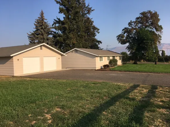 380 Kail Rd, Tieton, WA 98947