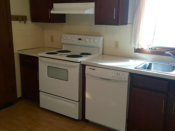 5th image of 203 Denrose Dr