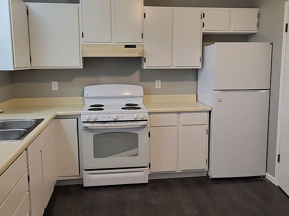 2nd image of 311 S Grand Ave #16