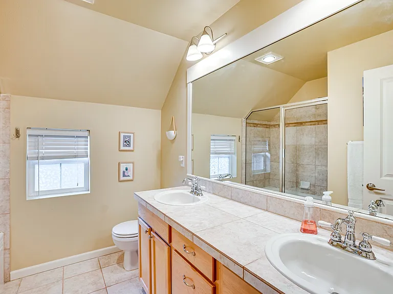 23914 33rd Dr SE — Photo 14