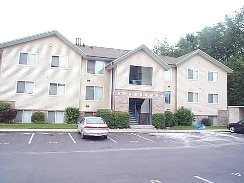 861 W Columbia Ln #13 Photo 1