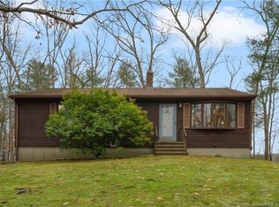 8 Highland Ave, Moodus, CT 06469