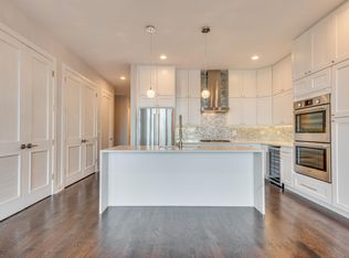 2825 N Halsted St #4S, Chicago, IL 60657