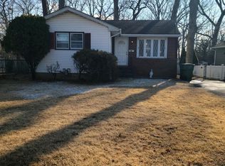 52 Kathleen Pl, Edison, NJ 08817