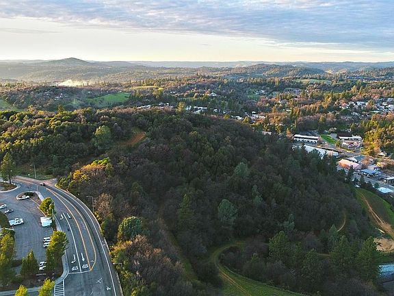 4th image of 0 0 Placerville Dr