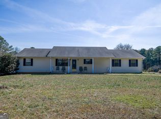 1526 Cronic Town Rd, Auburn, GA 30011