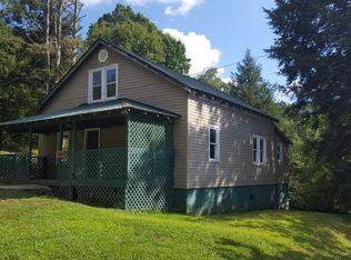 74 Elm St, Ansted, WV 25812