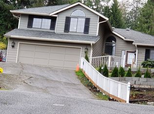 4010 Apache Dr, Mount Vernon, WA 98273