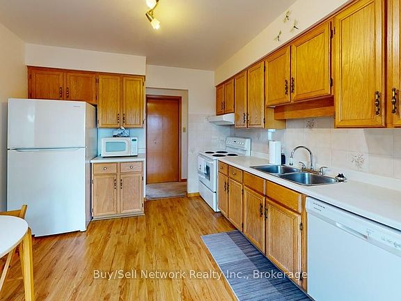 4th image of 2565 Marsdale Dr