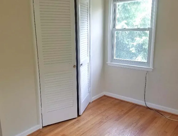 4004 Beecher St NW #303 — Photo 8
