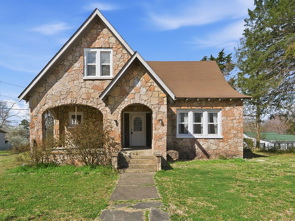 1st image of 115 Florida Ave N