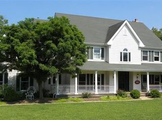 2020 Barrett Station Rd, Saint Louis, MO 63131