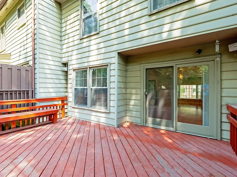 215 Lynn Manor Dr — Photo 27