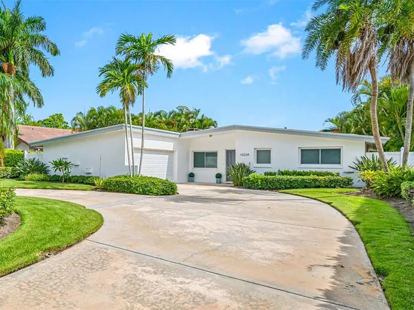10234 Tarpon Dr, Treasure Island, FL 33706