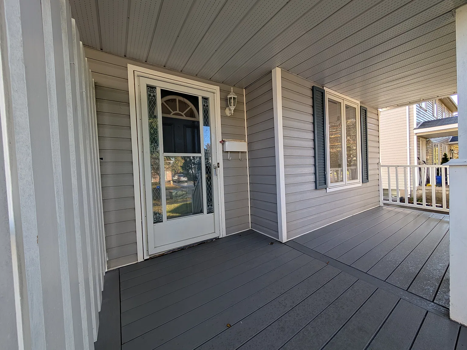 487 Grandtrunk Avenue — Photo 2