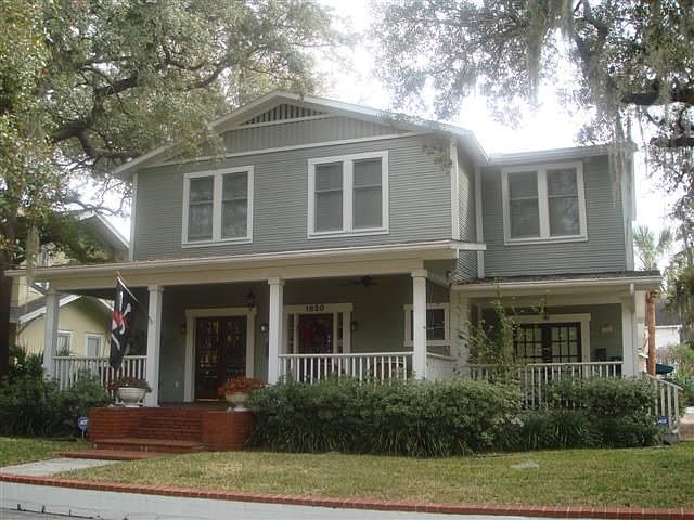 Great 4/3.5 Home with 1/1 Guest House