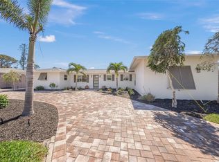 317 Gulf Dr, Venice, FL 34285