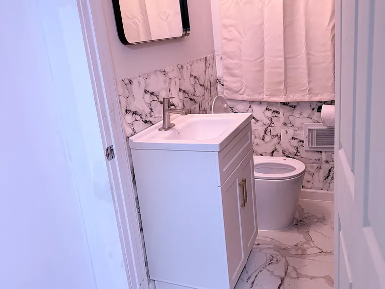 1158 Arborvista Dr NE — Photo 7