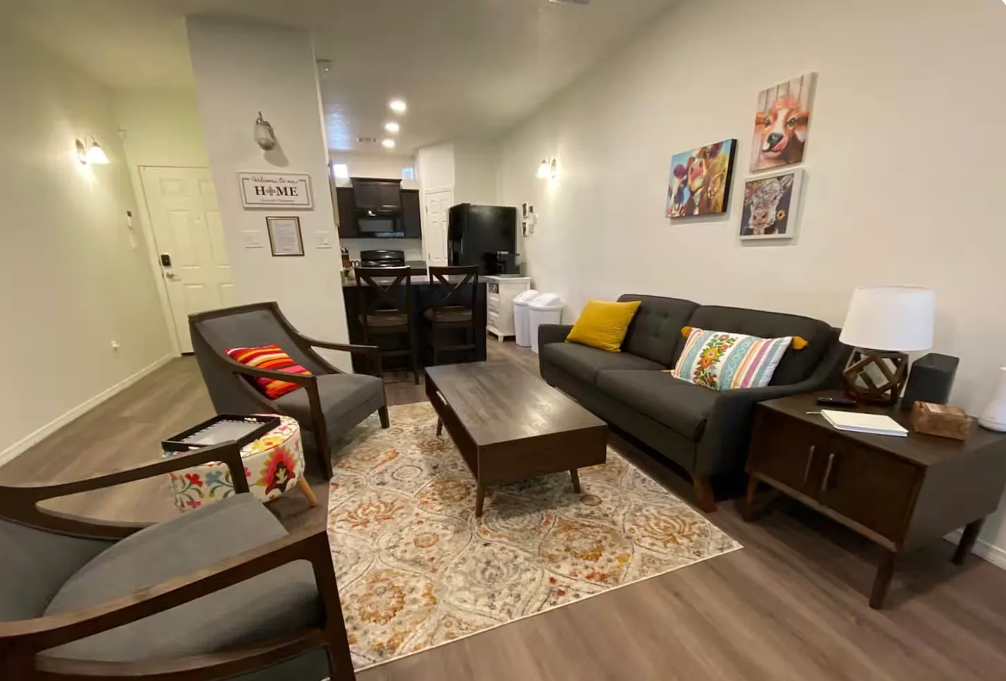 4 bed, 1999 sqft, $3,200 — Photo 1