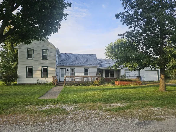 211 W Liberty St, Joy, IL 61260
