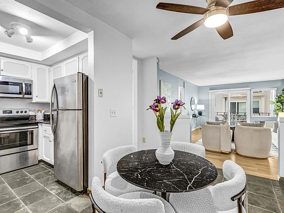 3rd image of 3431 Park Blvd APT 206